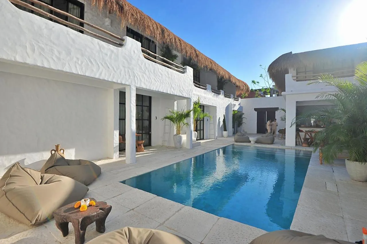 Hotel Amara Uluwatu Indonesia