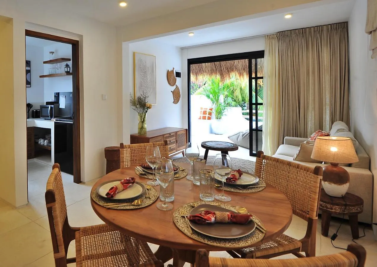 Amara Uluwatu Hotel 0*,  Indonésia